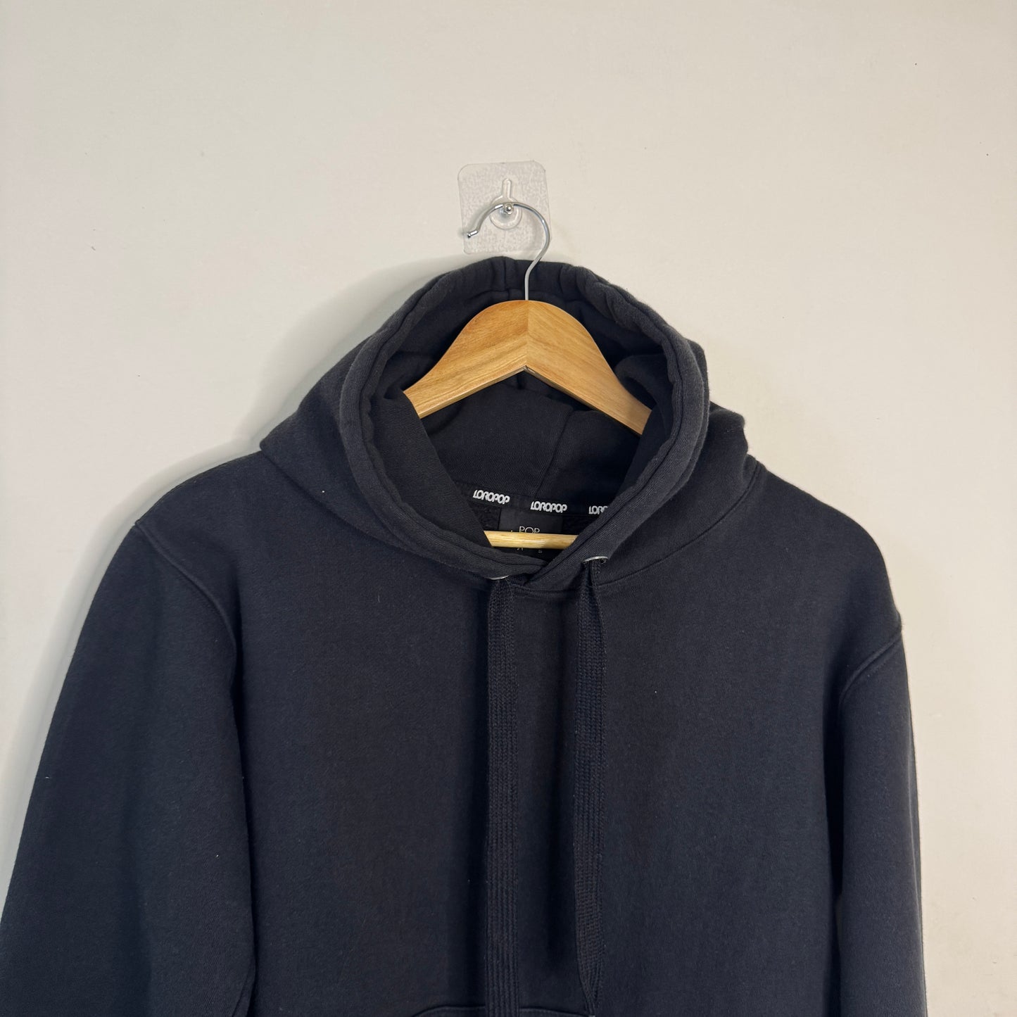Loro Pop Black Hoddie
